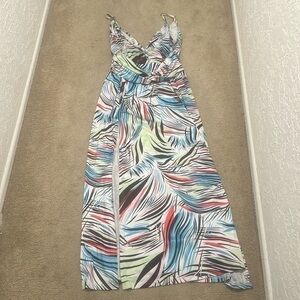 Women’s medium tropical dress with slits